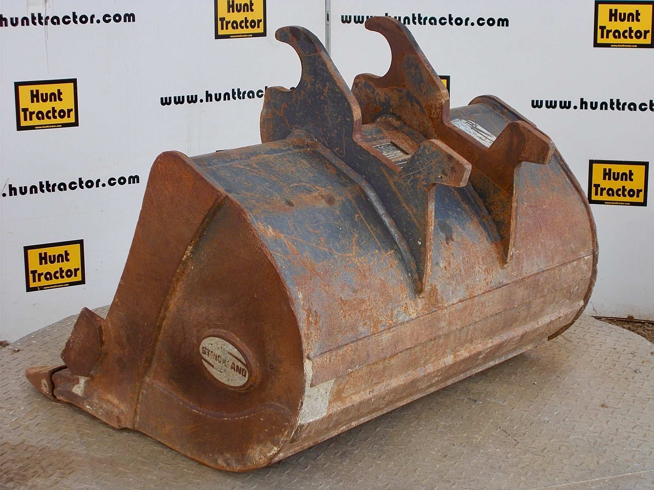 Used 36" John Deere 50D John Deere Wedge MiniExcavator Bucket For Sale