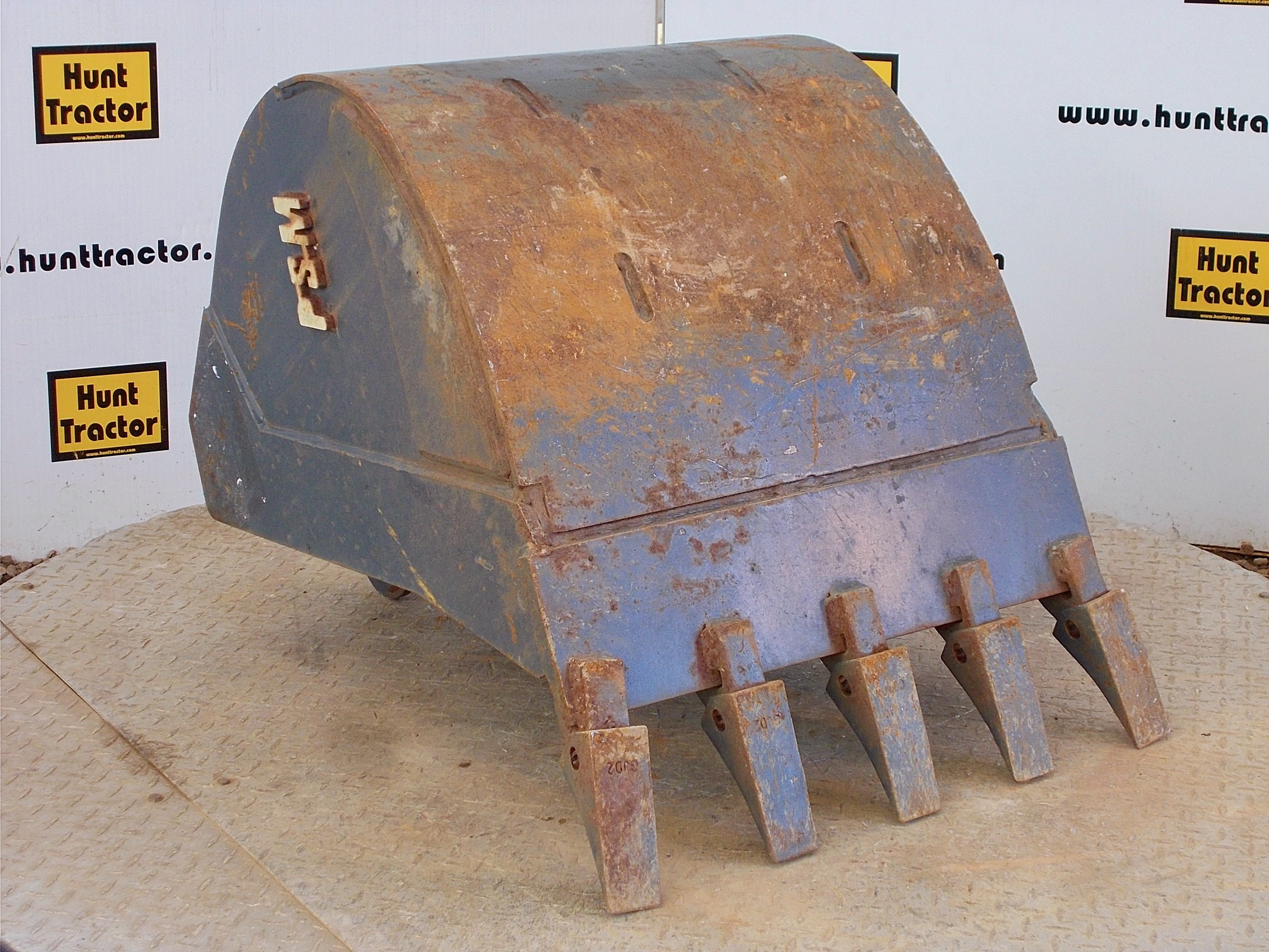 New 24" John Deere 50D PinOn MiniExcavator Bucket For Sale