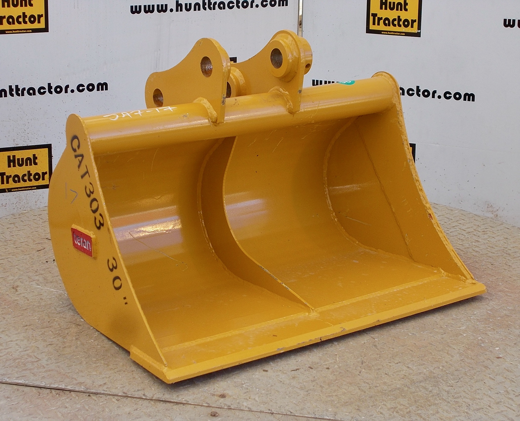 New 30" Caterpillar 303.5 PinOn MiniExcavator Bucket For Sale