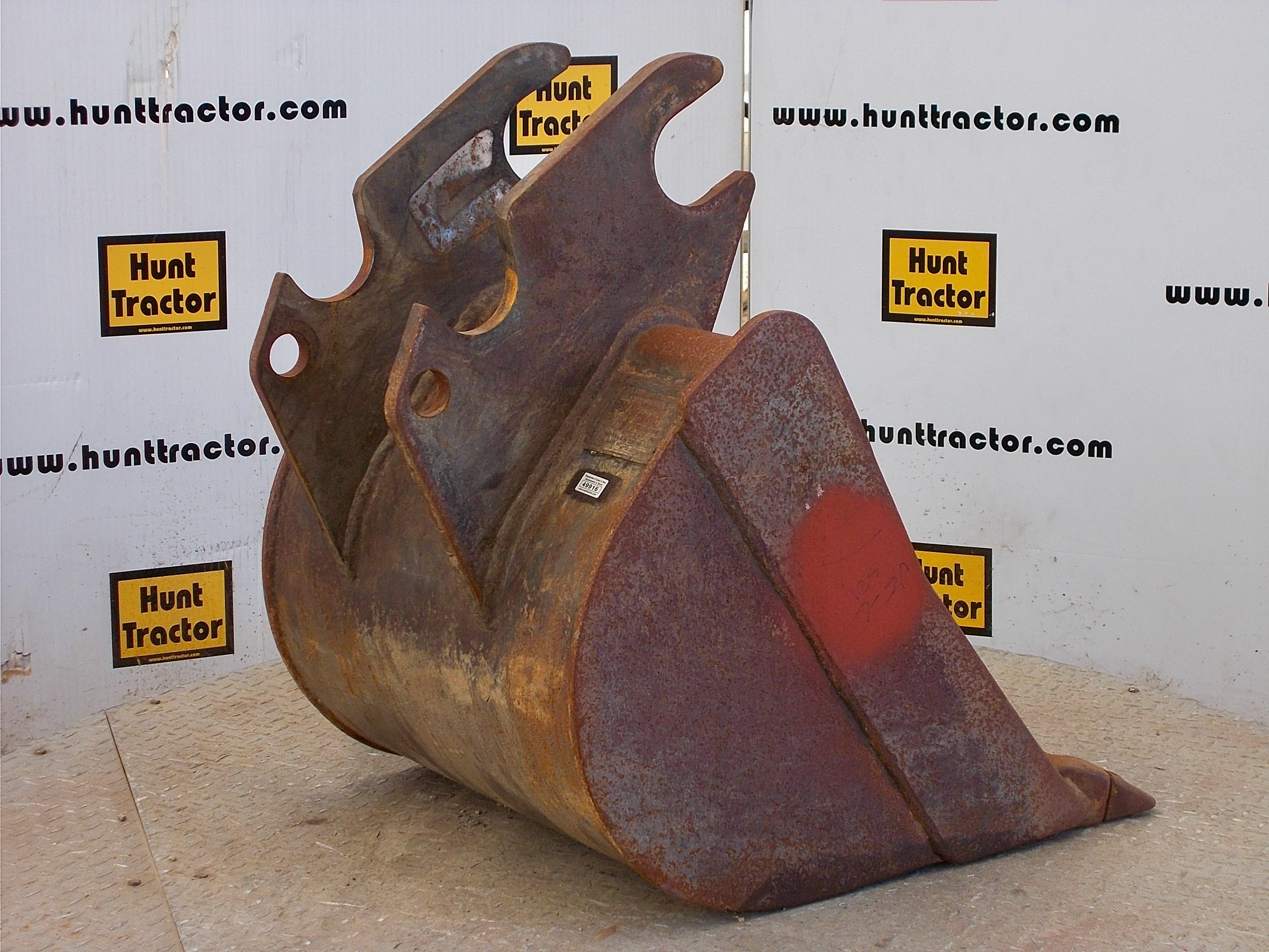 Used 24" Kubota KX057 Kubota Wedge MiniExcavator Bucket For Sale