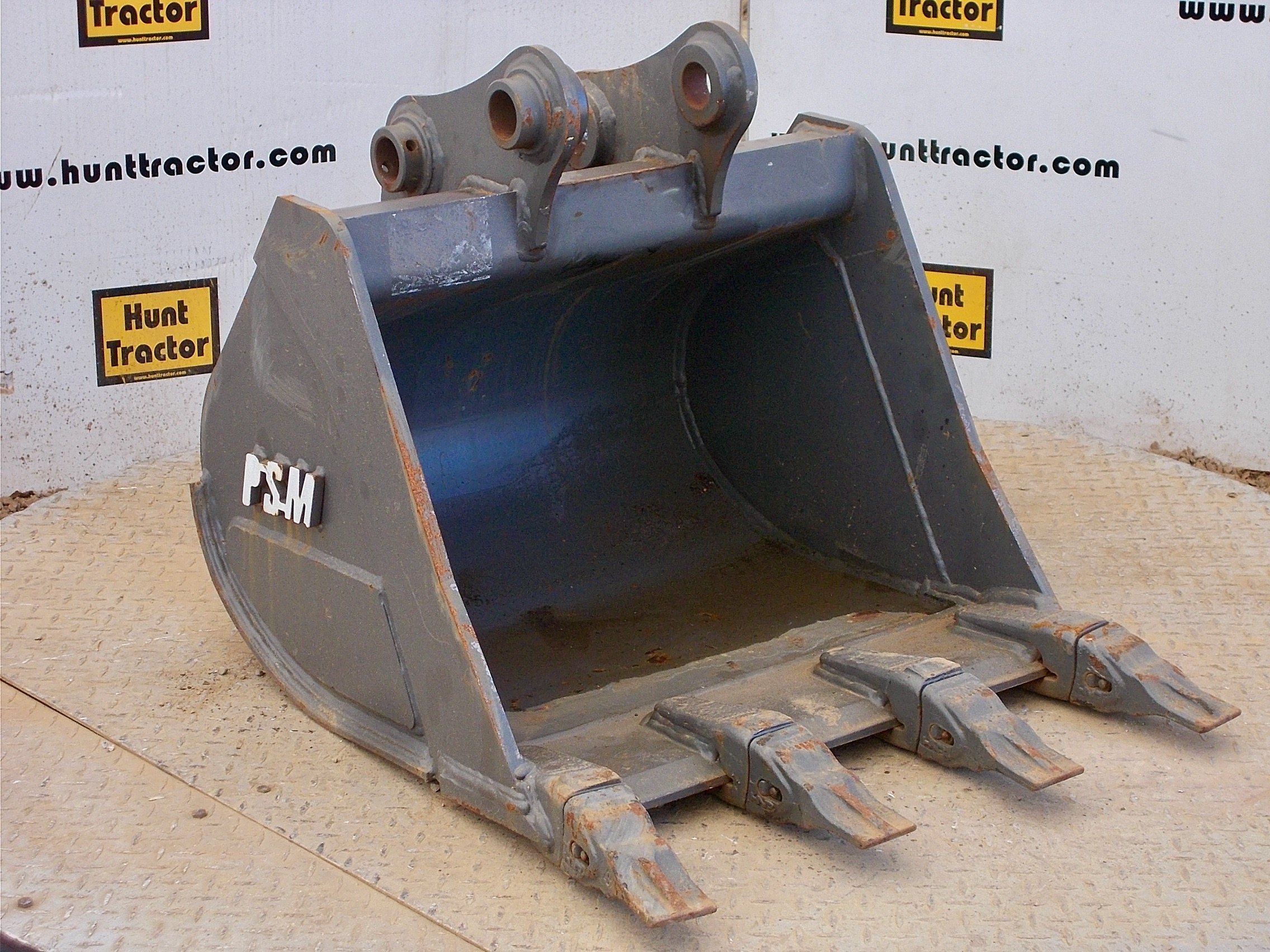 New 24" Case CX36B PinOn MiniExcavator Bucket For Sale