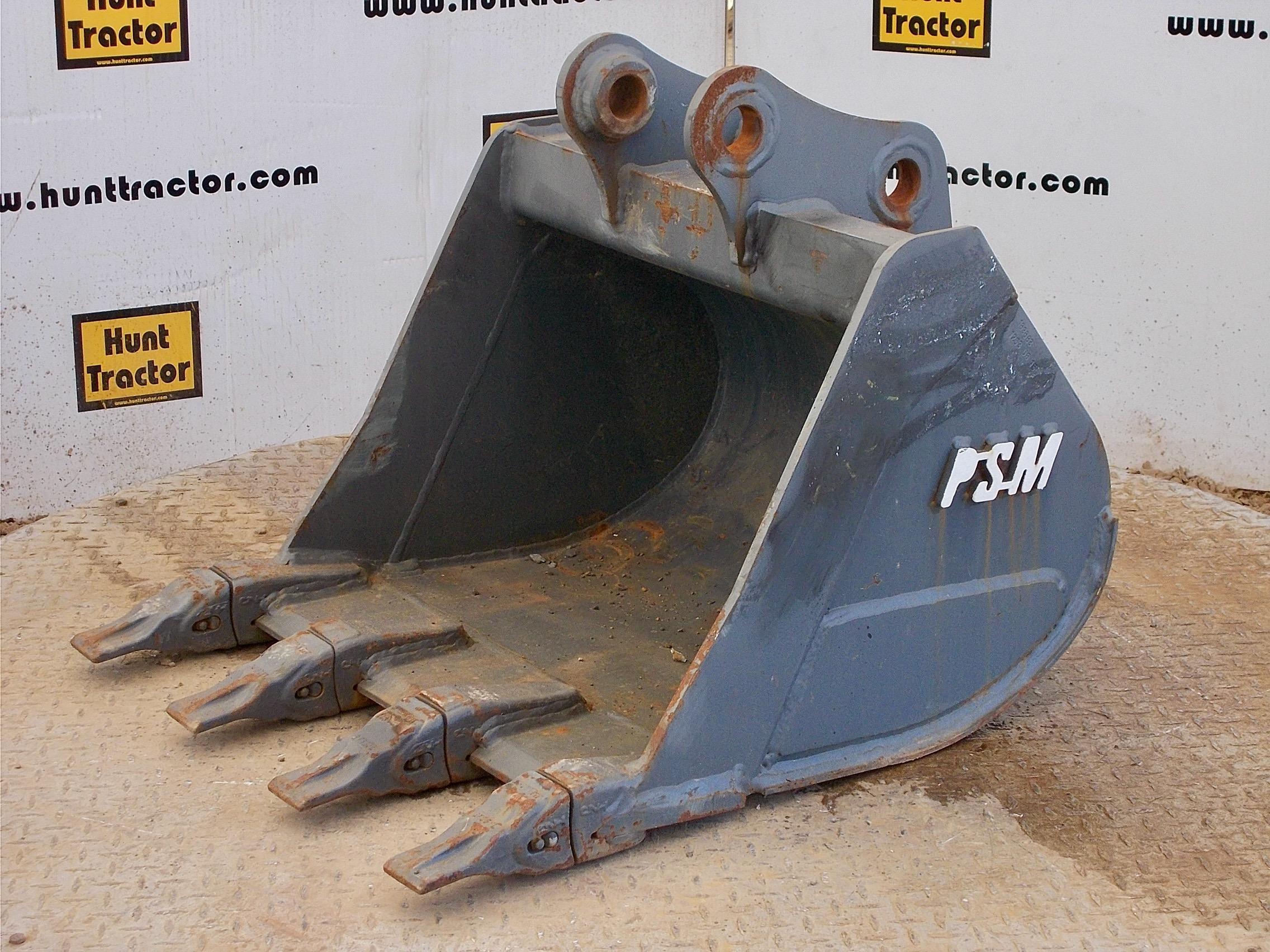 New 24" Case CX36B PinOn MiniExcavator Bucket For Sale