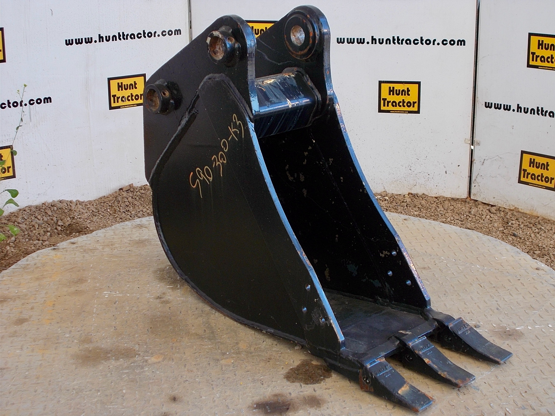 New 12" Volvo EC55 PinOn MiniExcavator Bucket For Sale