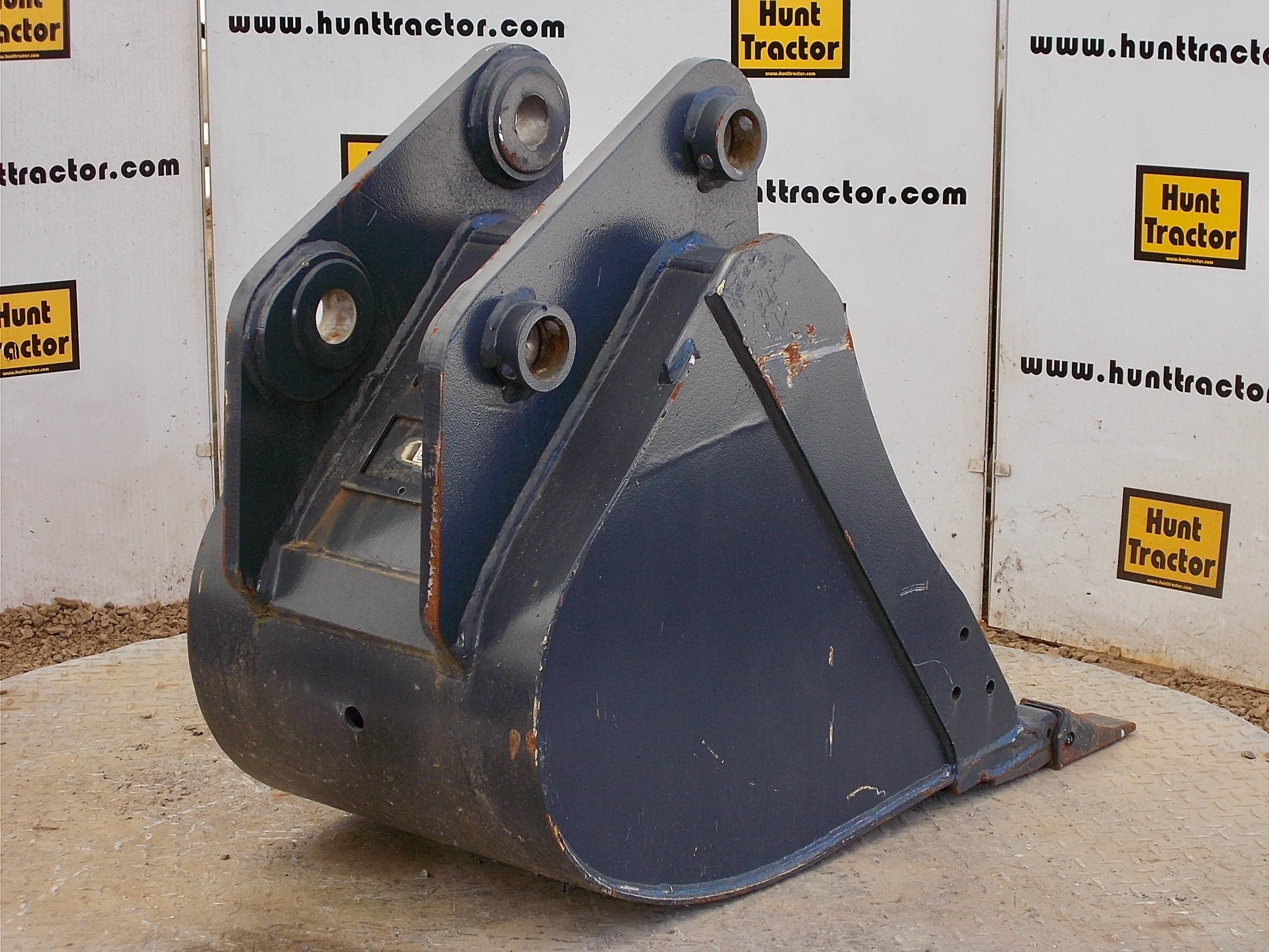 Hyundai r60 9s