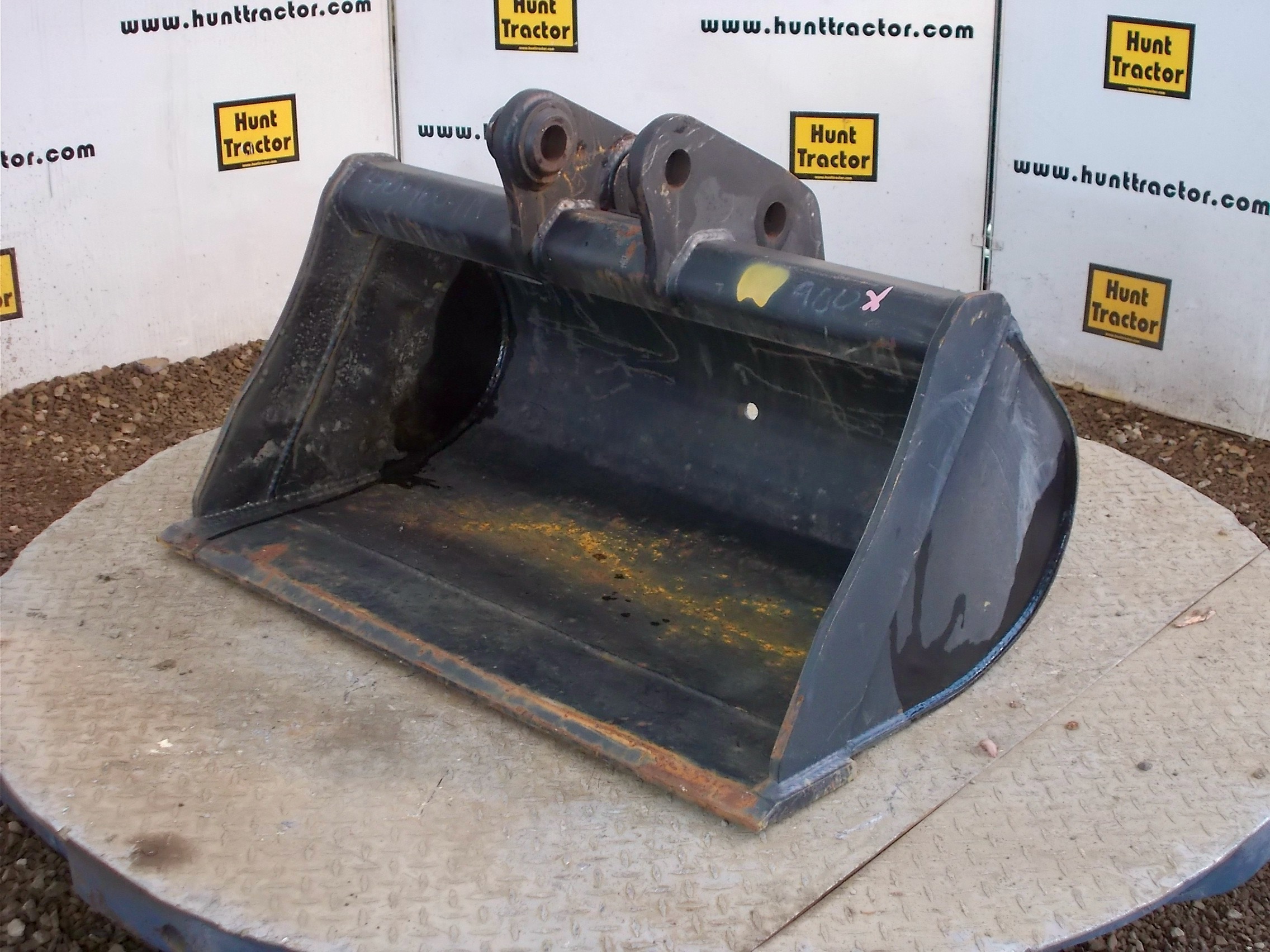 New 36" John Deere 35G PinOn MiniExcavator Bucket For Sale