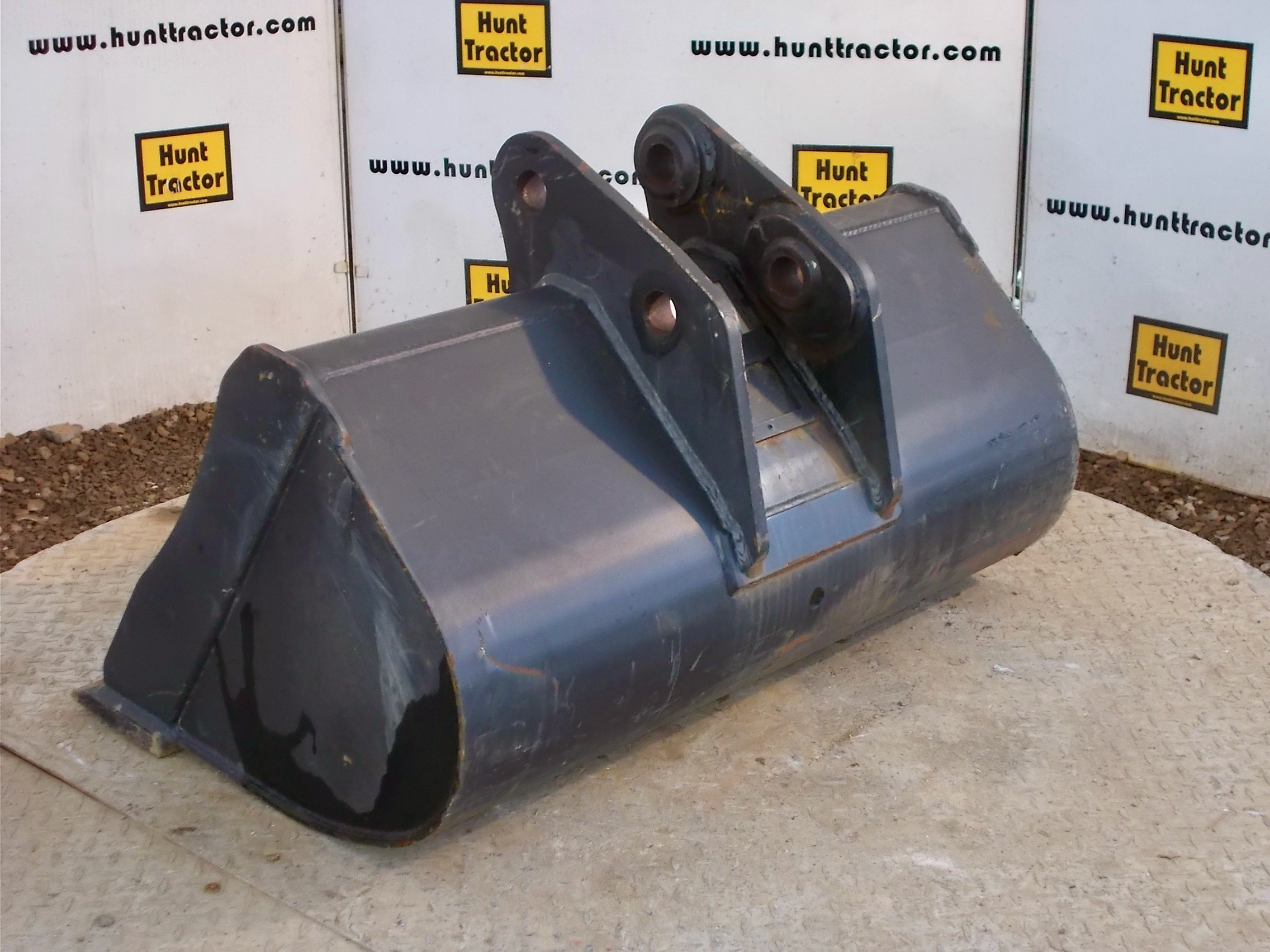 New 36" John Deere 35G PinOn MiniExcavator Bucket For Sale