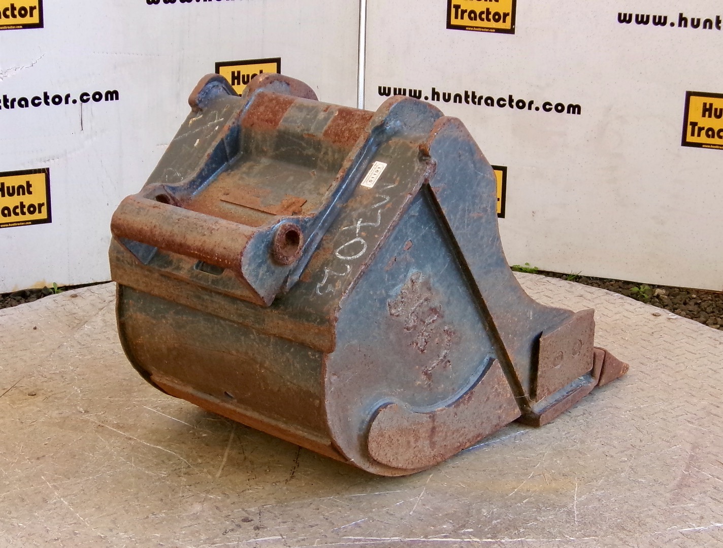 Used 18" Bobcat E35 Bobcat XChange Class III MiniExcavator Bucket