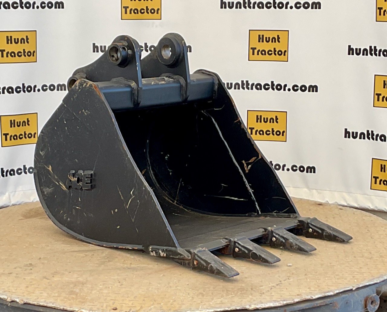 51993-24%22 JD 50G Bucket-1