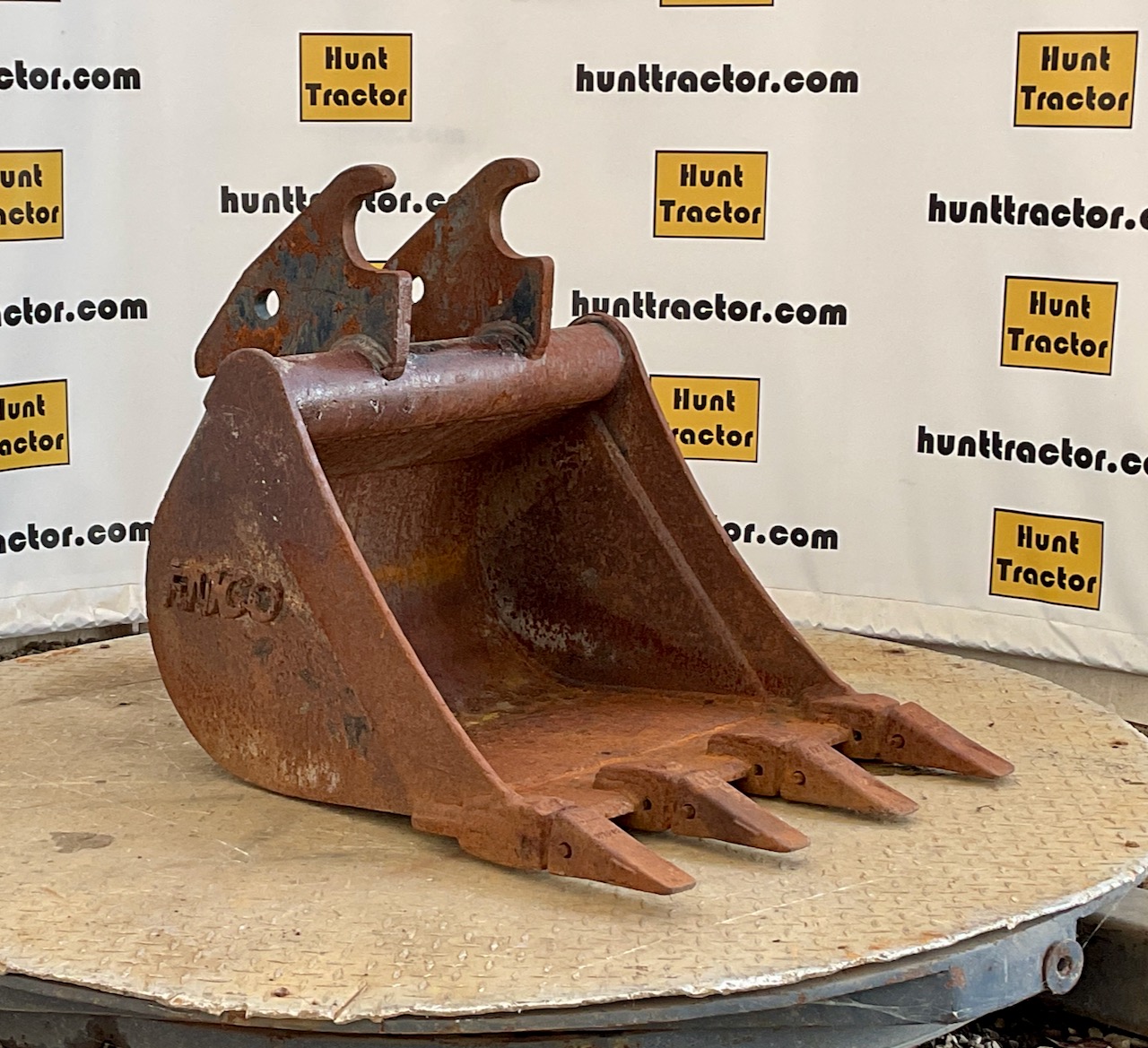 52025-24%22 CWS Wedge Bucket-1