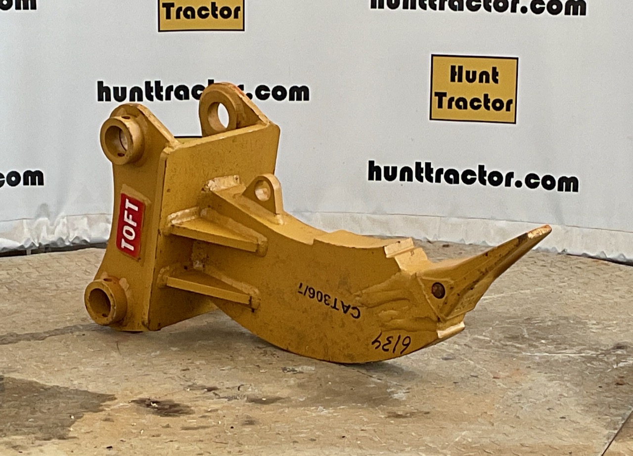 52015-TOFT Cat 304C CR Ripper-1