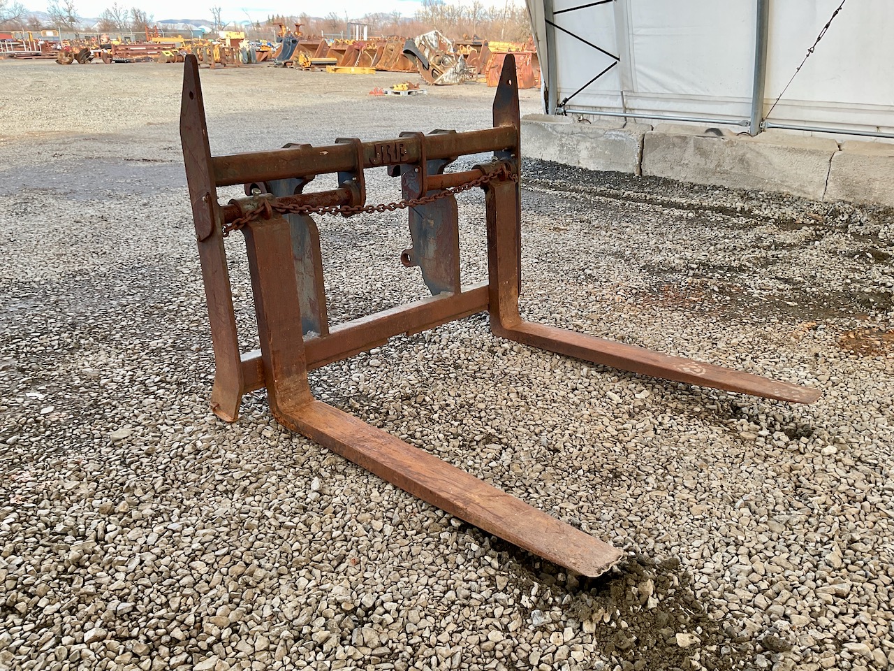 52032-JRB 416 Loader Forks-1