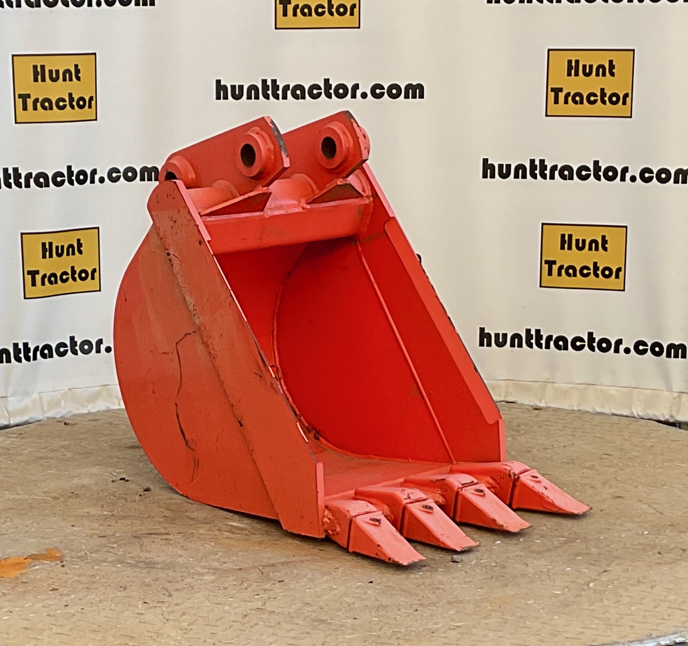 52096-16%22 Kubota BH90 Bucket-1