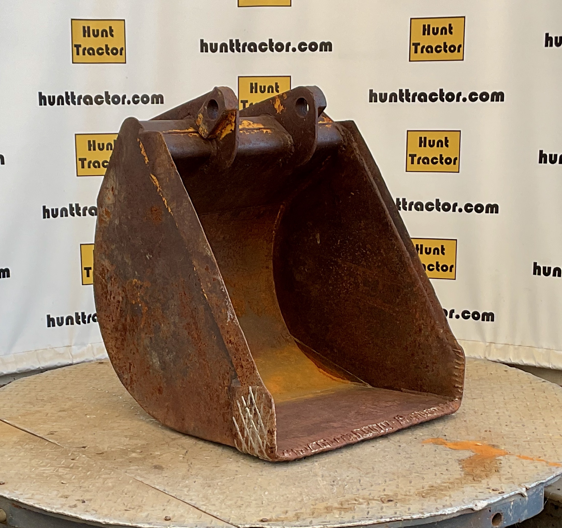52151-24%22 JD 310E bucket-1